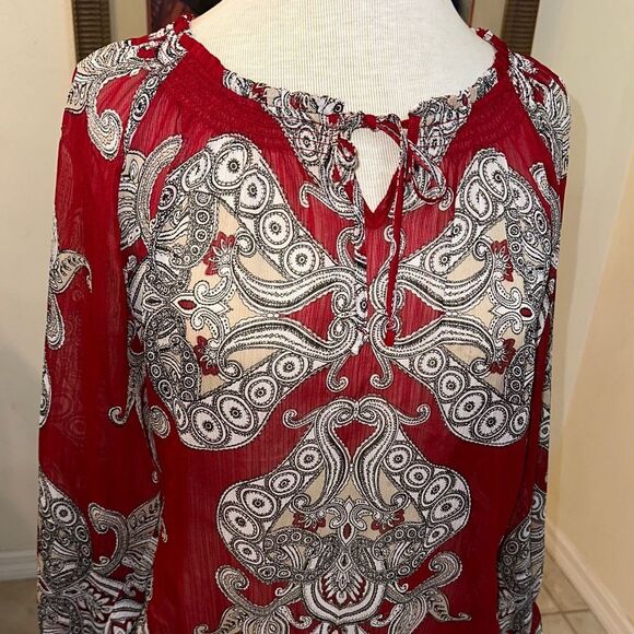 Chico’s Sheer Burgundy Paisley Ruffle Sleeve Tie Front Tunic Size 3 (XL) - Picture 4 of 11